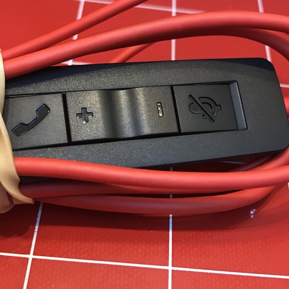 Plantronics Blackwire C3210 USB Headset - Picture 5 of 7